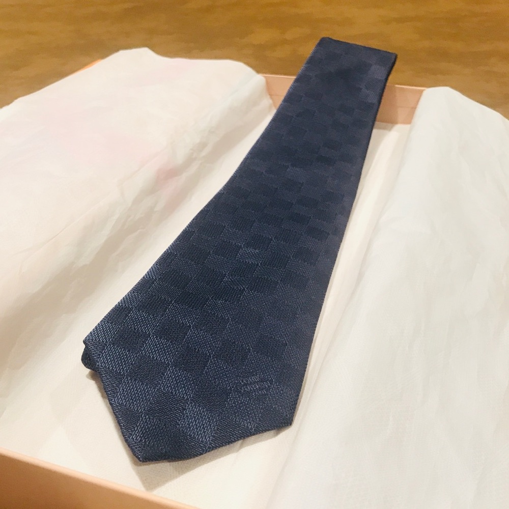 Men’s Louis Vuitton Blue Tie